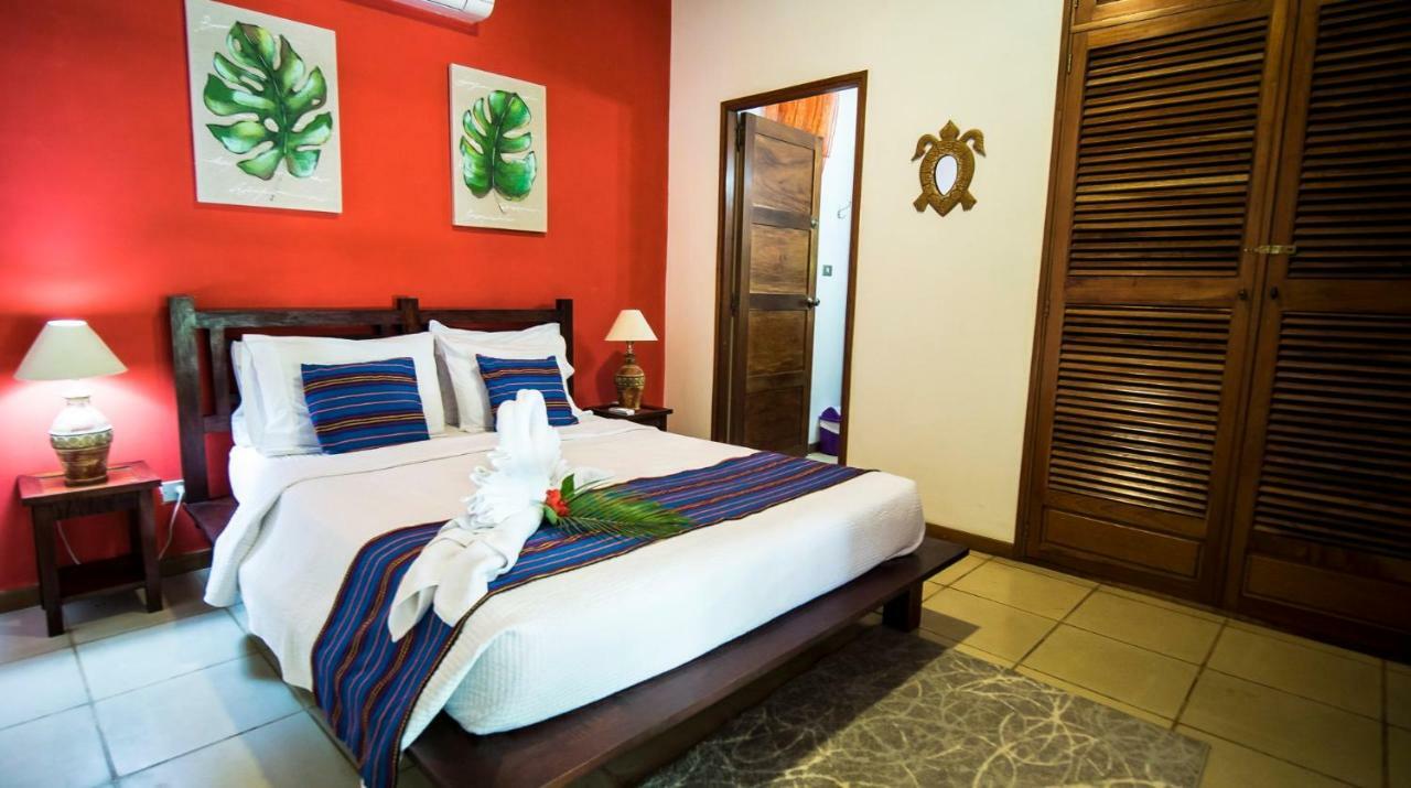 Hotel El Pequeno Gecko Verde Самара Экстерьер фото