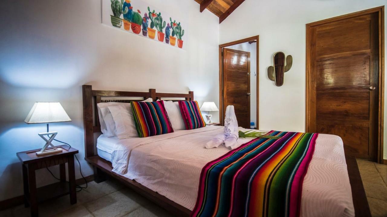 Hotel El Pequeno Gecko Verde Самара Экстерьер фото